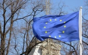 europa bandiera elezioni europee regno unito italia
