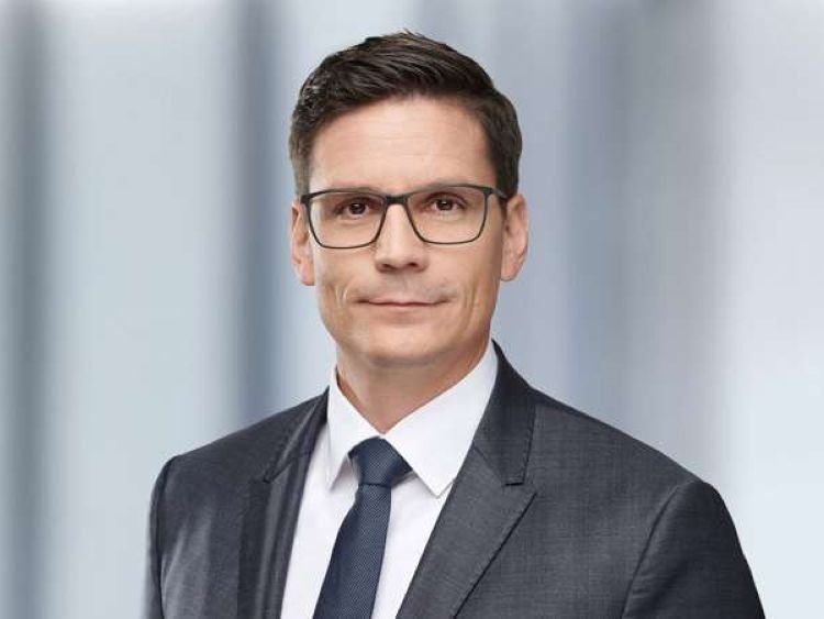 Blumke Michael Ethenea