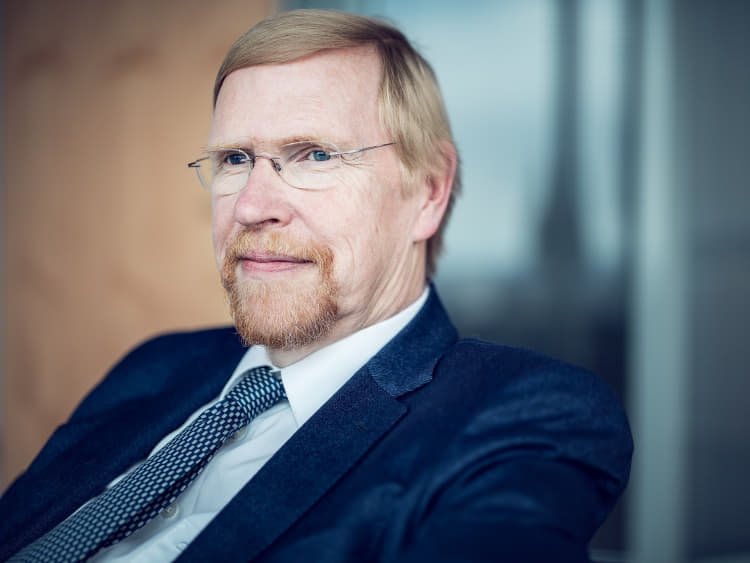 Mayer Thomas Flossbach von Storch Research Institute