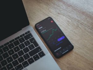 Analisi Certificates Investment World aidan-hancock-dA0SA67EgOQ-unsplash