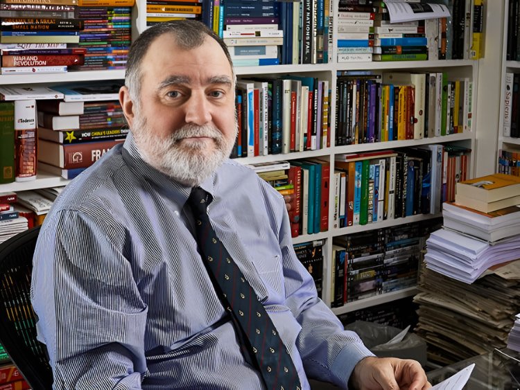 Fugnoli Alessandro Kairos Il rosso e il nero L’uroboro sincopato