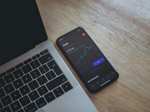 Analisi Certificates Investment World aidan-hancock-dA0SA67EgOQ-unsplash