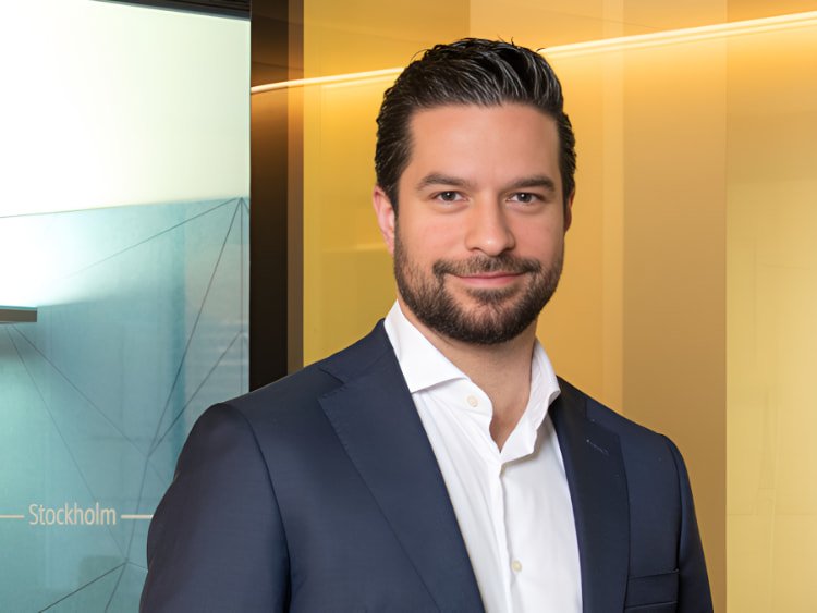 Girakhou Oliver Robeco